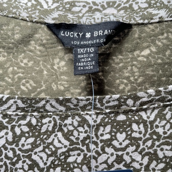 Lucky Brand army green with white print Top sz 1X - Picture 2 of 6